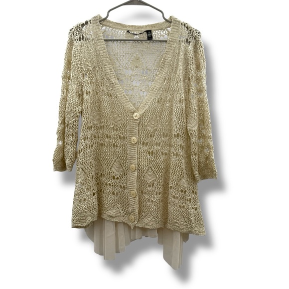 BKE Open Knit Button Front Cardigan Sweater Women’s Size Medium Cream Layered - Picture 1 of 5